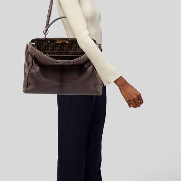 Grey Fendi “peek a boo” handbag with crossbody strap. - Picture 3 of 6